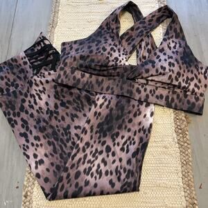 Fabletics Oasis Twist Sports Bra Boost Powerhold Legging Set Sz 1X Brown Spotted